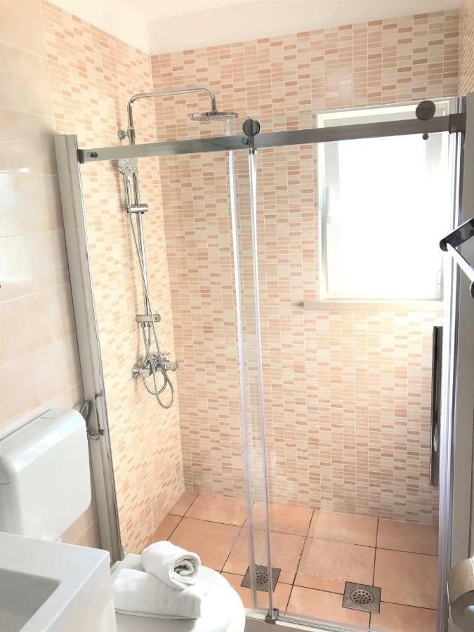 Apartmani Fortuna Lumbarda Exterior foto
